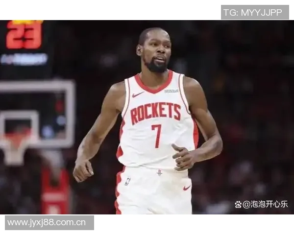 杜兰特谈末节表现强调团队合作与减压的重要性