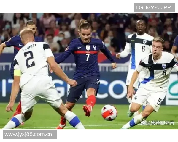 9岁加入曼联的伊克巴尔在22岁时力挽狂澜淘汰印尼与加纳乔同龄成就辉煌